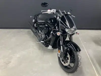 Suzuki boulevard m109r 2024 Allez avouez-le vous voulez posséder une moto dont le style éclipse tout...