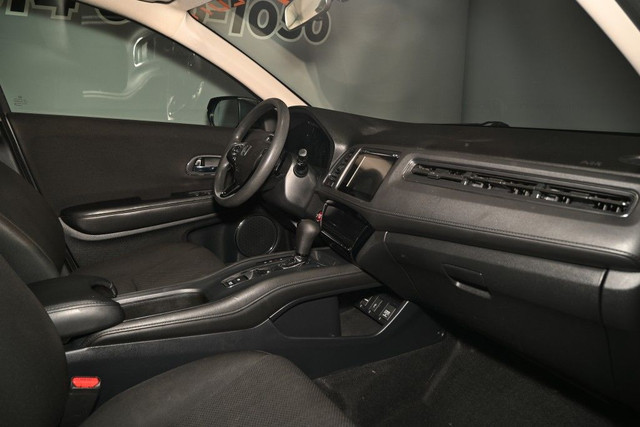 2017 Honda HR-V SIEGE CHAUFFANT MAG FOG in Cars & Trucks in City of Montréal - Image 3