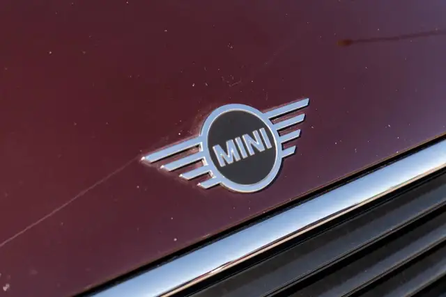 2019 Mini Clubman Cooper | LOW KM'S | ACCIDENT FREE dans Autos et camions dans Ville d’Edmonton - Image 11