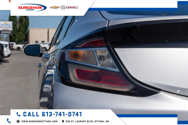 2017 Chevrolet Volt LT in Cars & Trucks in Ottawa - Image 4