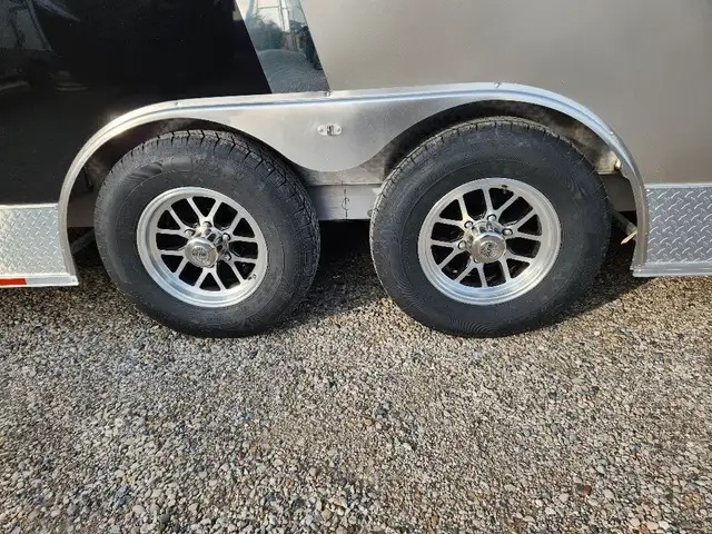 2025 Tow-Tek 8.5x20 Two-Tone Car Hauler in Cargo & Utility Trailers in Mississauga / Peel Region - Image 10