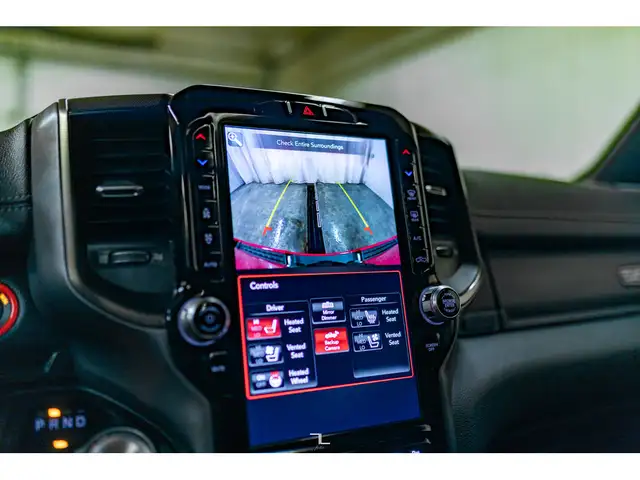2021 Ram 1500 4x4 Crew Cab Sport Leather Nav Level Kit in Cars & Trucks in Grande Prairie - Image 18