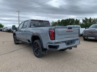 The Sierra Heavy Dutys available massive customizable screens let you organize your information and... (image 5)