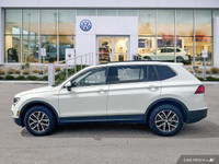 This Volkswagen Tiguan delivers a Intercooled Turbo Regular Unleaded I-4 2.0 L/121 engine powering t... (image 1)