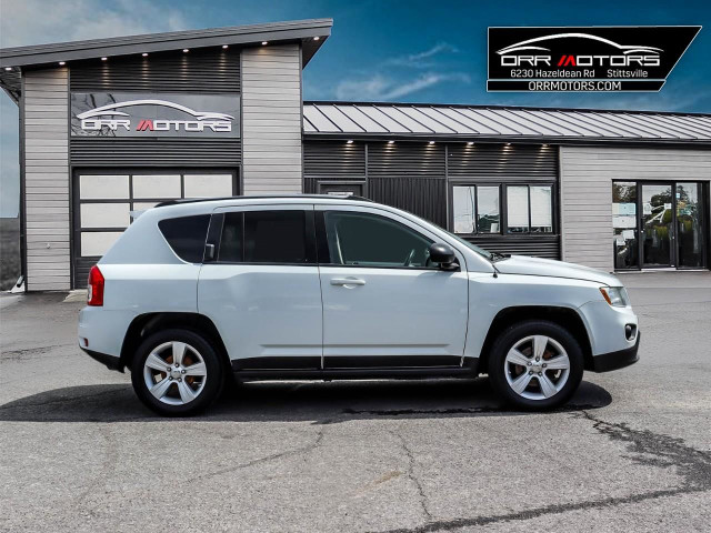 2012 Jeep Compass Sport/North AUTOMATIC WITH A/C POWER WINDOW... in Cars & Trucks in Ottawa - Image 3