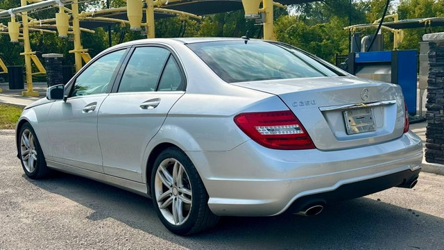 2012 MERCEDES-BENZ C-250 * AWD * SUPER LOW KM C 250 4MATIC in Cars & Trucks in Barrie - Image 3
