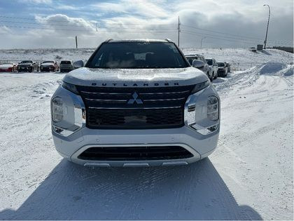 2024 Mitsubishi Outlander GT Premium in Cars & Trucks in Calgary - Image 2