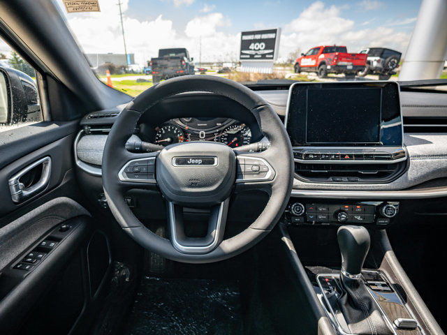 2025 Jeep Compass North in Cars & Trucks in Barrie - Image 2