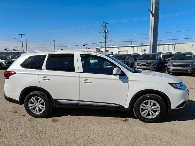 2020 Mitsubishi Outlander ES Come test drive this SUV today in Cars & Trucks in Prince Albert - Image 4