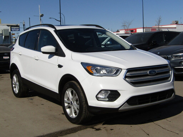  2018 Ford Escape SEL 4WD NAV/CAM/H.SEATS/PANO ROOF/LEATHER in Cars & Trucks in Calgary - Image 3