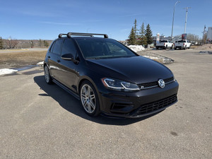 2018 Volkswagen Golf R - Manual
