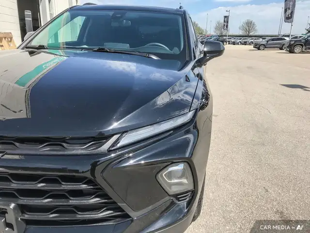 2024 Chevrolet Blazer LT Midnight Edition | Clean CARFAX in Cars & Trucks in Winnipeg - Image 10