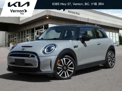 Navigation, Heated Seats, Aluminum Wheels, Streaming Audio, Heated Steering Wheel! Compare at $32995...