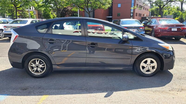 2010 Voitures Toyota Prius in Cars & Trucks in Longueuil / South Shore - Image 3