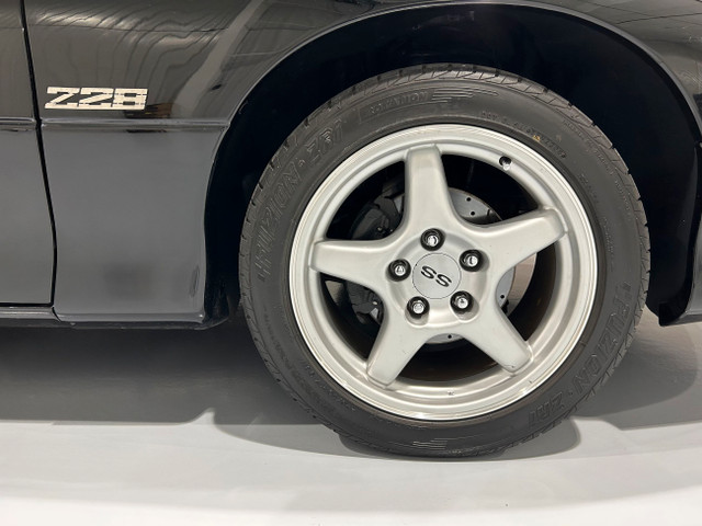 1995 Chevrolet Camaro Z28 in Classic Cars in London - Image 4
