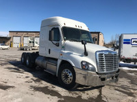 2018 Freightliner X12564ST