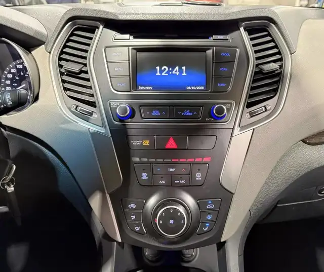 2017 HYUNDAI Santa Fe XL FWD/CRUISE/CAMERA/BLTH/AC/MAGS/AUCUN AC in Cars & Trucks in City of Montréal - Image 18