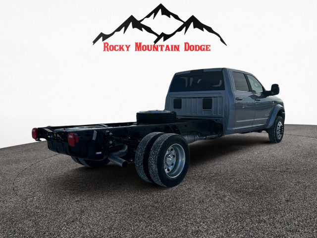 2024 RAM 5500 CREW CAB LIMITED CAB CHASSIS in Cars & Trucks in Red Deer - Image 4