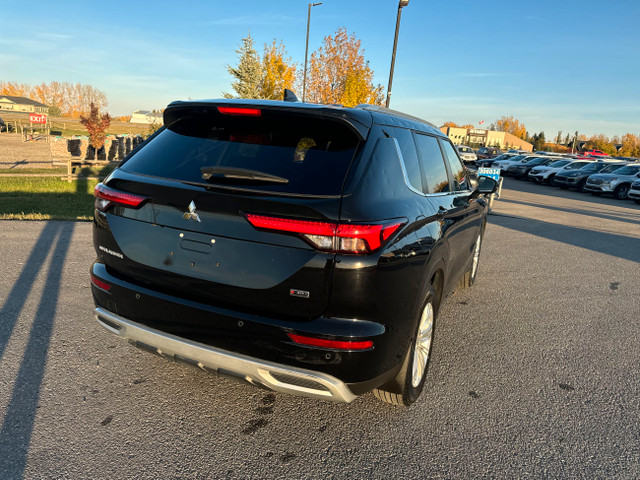 2024 Mitsubishi Outlander SE AWD Hail in Cars & Trucks in Calgary - Image 2