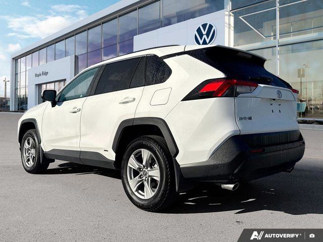 2025 Toyota RAV4 Hybrid XLE | Adaptive Cruise | Cross-Traffic in Cars & Trucks in Tricities/Pitt/Maple - Image 3