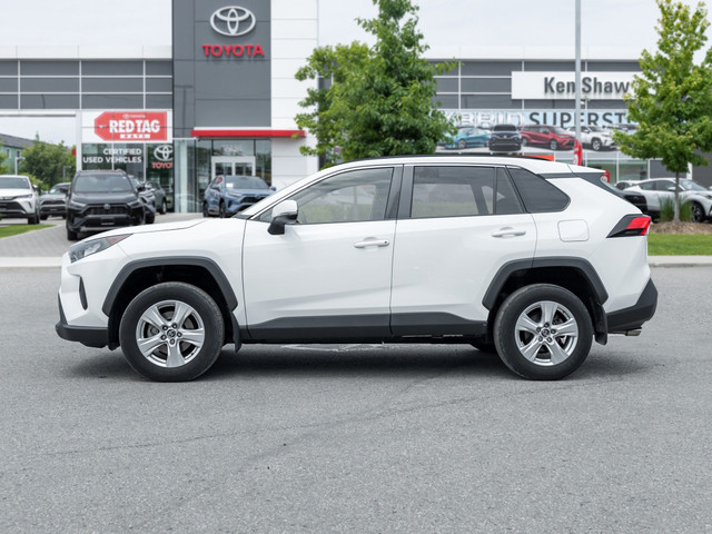 2019 Toyota RAV4 LE HEATED SEATS / BACK UP CAMERA / ALLOY WHEELS in Cars & Trucks in City of Toronto - Image 4