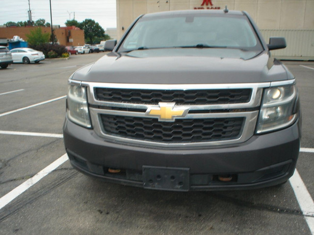 2017 Chevrolet Tahoe 4WD 4dr Commercial in Cars & Trucks in Mississauga / Peel Region - Image 2