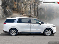 Engine: Gas V-6 3.5L L/100Km City: 12.1 L/100Km Hwy: 9.0 Safety Equipment ABS And Driveline Traction... (image 5)