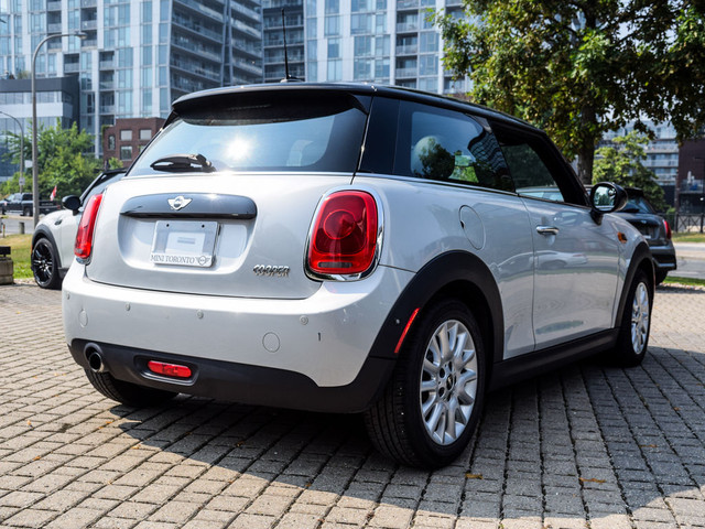 2016 MINI Cooper Hardtop 3 Door | No Accidents | HTD Seats | Sun in Cars & Trucks in City of Toronto - Image 4