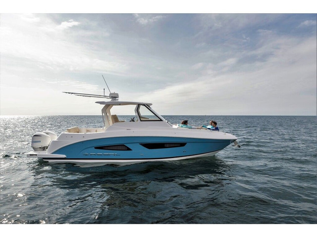  2023 Regal SAV 33 Sur commande in Powerboats & Motorboats in Longueuil / South Shore - Image 3