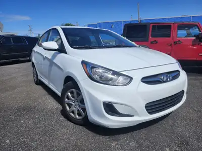 GARANTIE 1 ANS CREDIT DIRECT EN LIGNE AU WWW.AUTO-INTERNET.CA WOW 2012 HYUNDAI ACCENT AUTOMATIQUE GR...