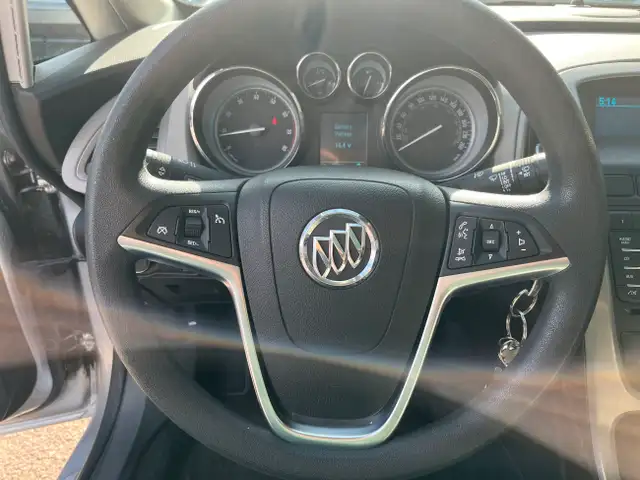 2015 Buick Verano Base in Cars & Trucks in Kitchener / Waterloo - Image 14