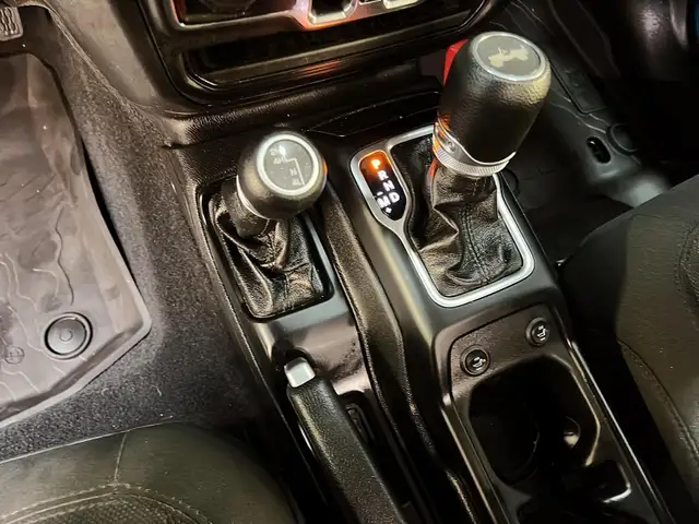 2023 Jeep Wrangler UNLIMITED WILLYS 4X4 in Cars & Trucks in Laval / North Shore - Image 14