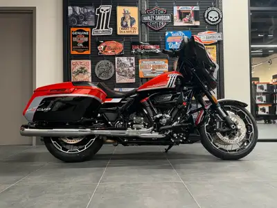 Engine: Milwaukee-Eight® VVT 121