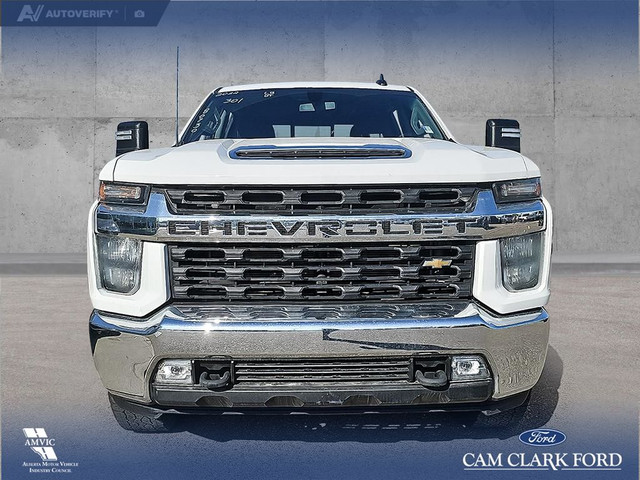 2022 Chevrolet Silverado 3500HD LT HEATED FRONT SEATS, 10-WAY... in Cars & Trucks in Red Deer - Image 2