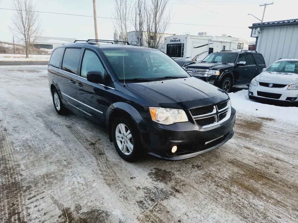 2016 Dodge Grand Caravan Crew*FULLY LOADED*LOW KM*MINT IN & OUT*