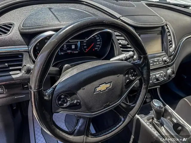 2019 Chevrolet Impala 1LT PANO SUNROOF | LEATHER INTERIOIR |... in Cars & Trucks in London - Image 15
