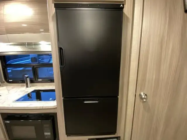 2023 Thor Motor Coach Compass AWD 23TW in RVs & Motorhomes in Abbotsford - Image 12