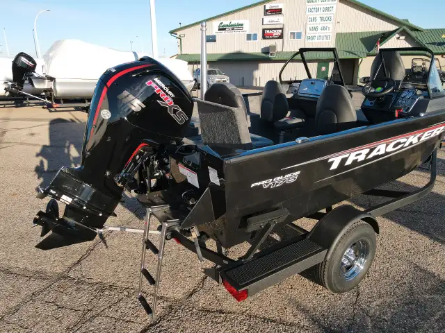 2025 TRACKER PRO GUIDE V-175 Combo -Best Fishing Boat, Mercury in Powerboats & Motorboats in Prince Albert - Image 10