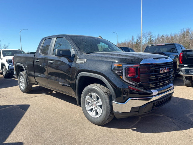 2024 GMC Sierra 1500 Pro - Apple CarPlay - Android Auto in Cars & Trucks in Moncton - Image 2