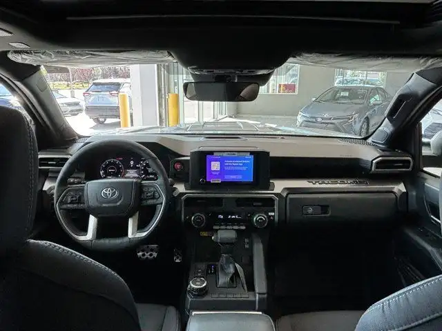 2025 Toyota Tacoma Sport | 6ft Truck Bed | Wireless Charging dans Autos et camions dans Ville d’Edmonton - Image 12