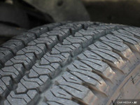 Wheels: 17 Silver Steel, Variable Intermittent Wipers, Urethane Gear Shifter Material, Trip Computer... (image 9)
