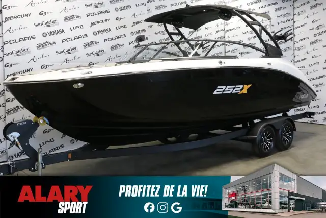 2023 Yamaha 252XE BATEAU À JET in Powerboats & Motorboats in Ottawa - Image 2
