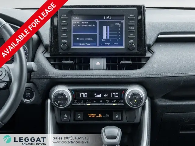 2020 Toyota RAV4 XLE FWD in Cars & Trucks in Hamilton - Image 23