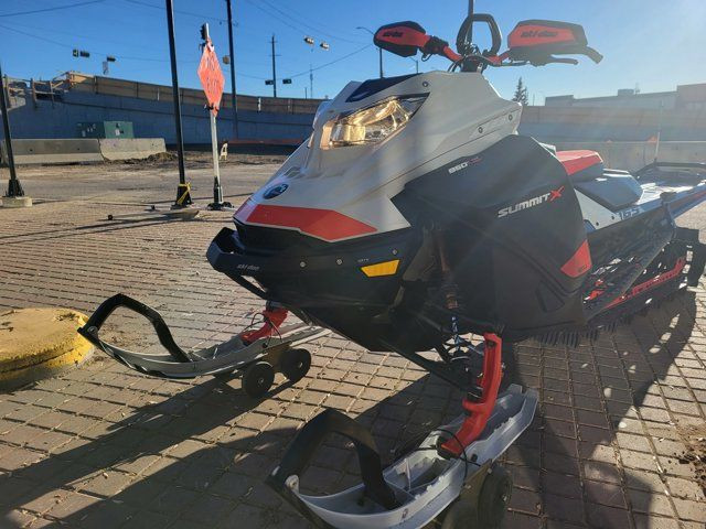 $131BW -2021 SKI DOO SUMMIT 850 850 TURBO EXPERT 165 in Snowmobiles in Regina - Image 2