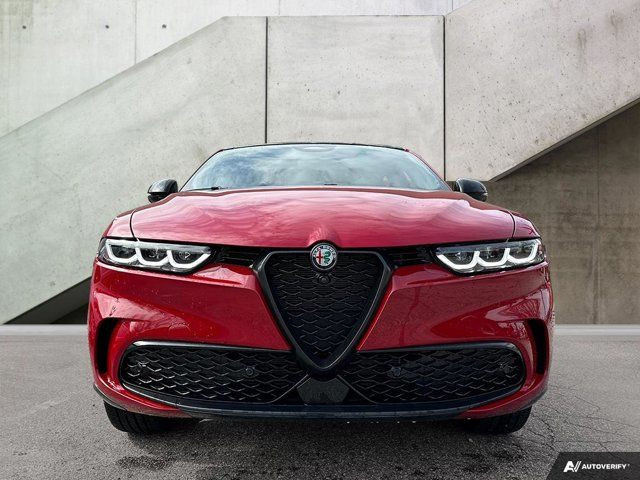 2024 Alfa Romeo Tonale Veloce in Cars & Trucks in Tricities/Pitt/Maple - Image 2