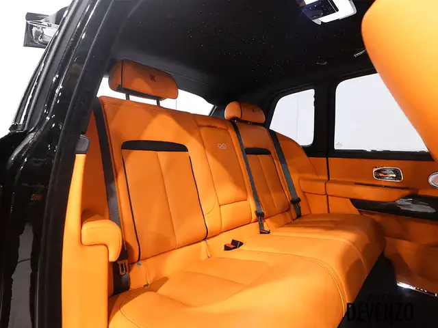 2022 Rolls-Royce Cullinan Black Badge / Mandarin Interior / Shoo in Cars & Trucks in Laval / North Shore - Image 14