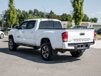 One Owner - Rock Deflector - Running Boards - Rain Deflectors - Remote Start The 2017 Toyota Tacoma... (image 6)