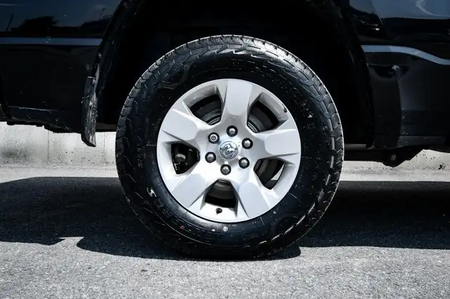 2020 Ram 1500 Big Horn - Aluminum Wheels - Chrome Accents in Cars & Trucks in Ottawa - Image 6