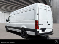 Mercedes-Benz Rive-Sud, la destination Mercedes-Benz par excellence. Bienvenue en première classe. D... (image 2)