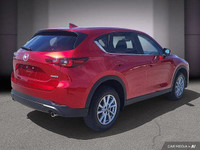 Le Mazda CX-5 GS 2025 est un VUS compact raffiné qui combine performance, confort et technologies av... (image 6)